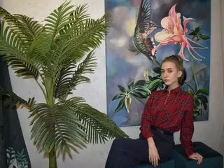 MilaThorn online pics video